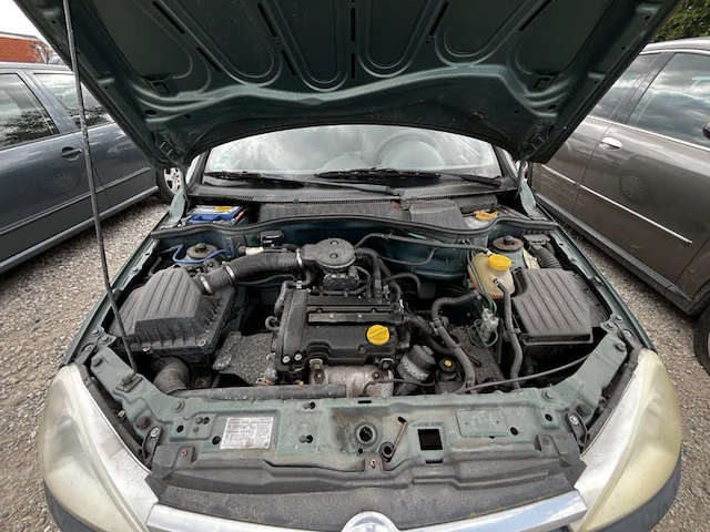 Opel corsa - afbeelding 6 van  16
