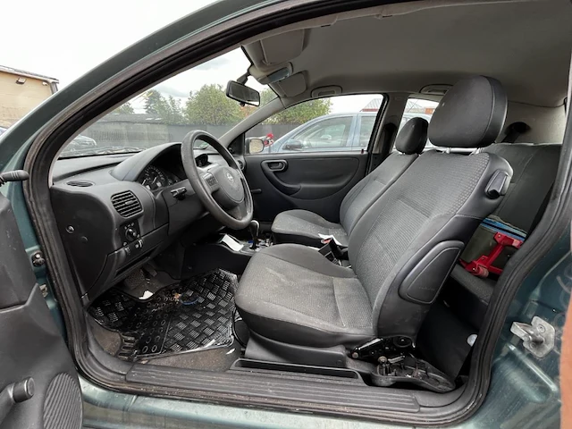 Opel corsa - afbeelding 15 van  16