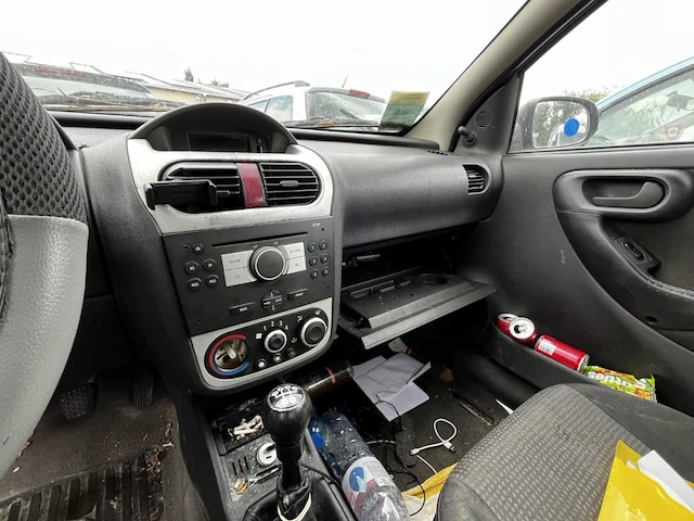 Opel corsa - afbeelding 2 van  13