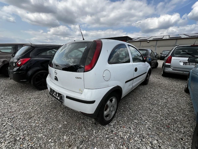Opel corsa - afbeelding 8 van  13