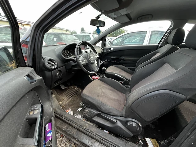 Opel corsa - afbeelding 3 van  16