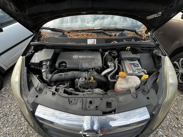 Opel corsa - afbeelding 8 van  16