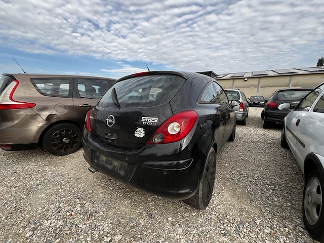 Opel corsa - afbeelding 11 van  16