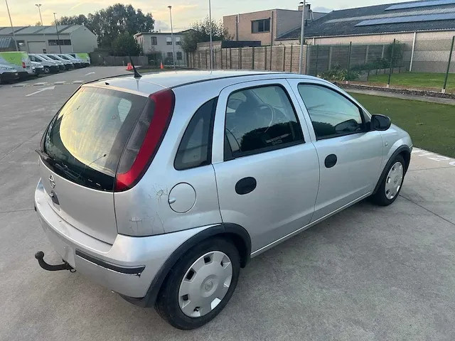 Opel corsa - afbeelding 18 van  20