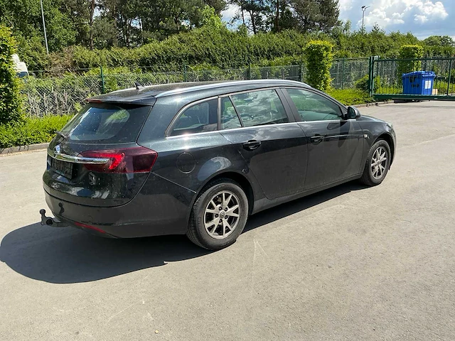 Opel insignia sports tourer sw personenauto - afbeelding 9 van  14