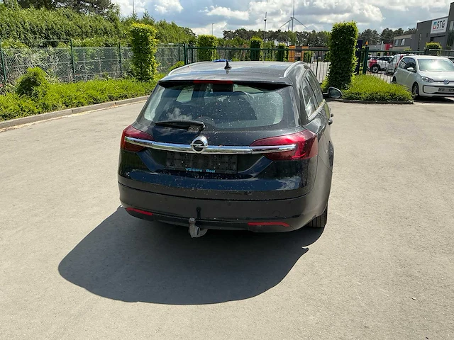 Opel insignia sports tourer sw personenauto - afbeelding 10 van  14