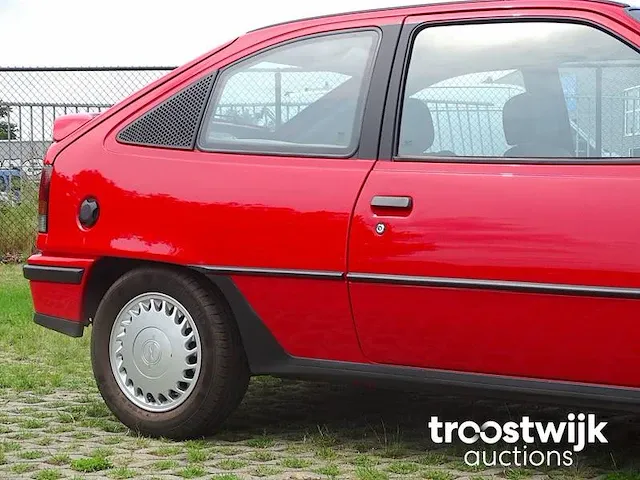 Opel kadett 2.0 gsi 16v - afbeelding 17 van  55