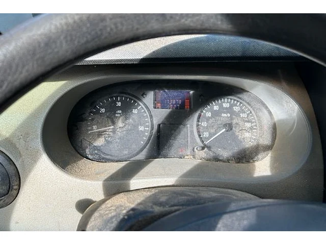 Opel movano 2.5 cdti - afbeelding 12 van  17