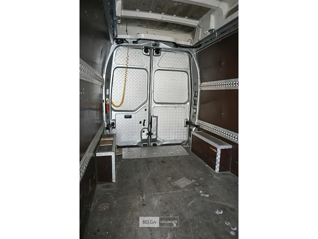 Opel movano lichte vrachtwagen - afbeelding 26 van  32