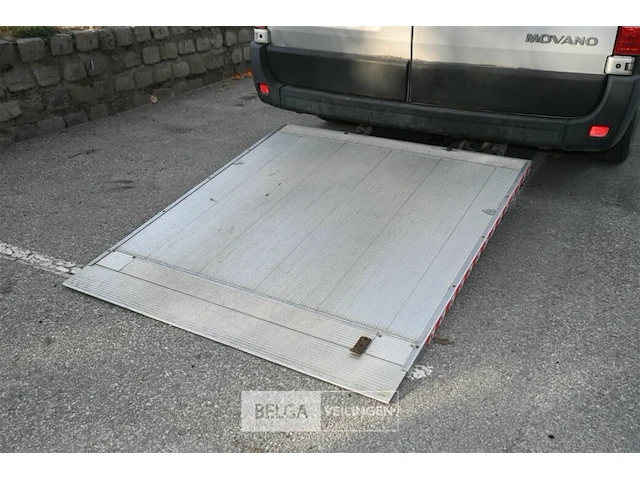 Opel movano lichte vrachtwagen - afbeelding 30 van  32