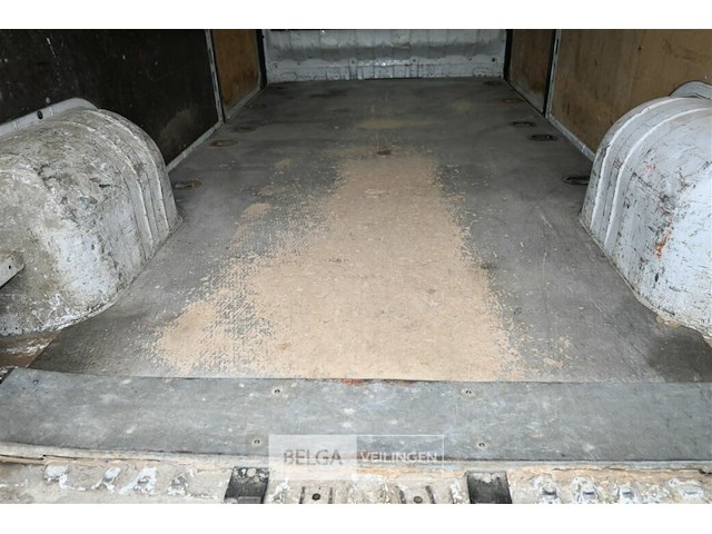 Opel movano lichte vrachtwagen - afbeelding 24 van  26