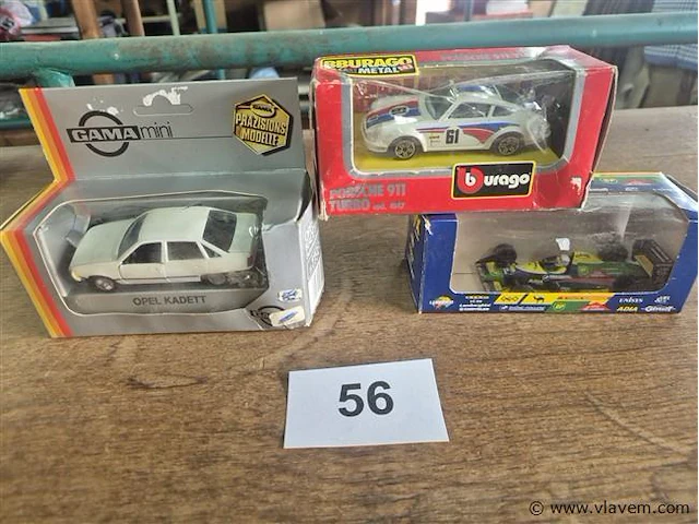 Opel, porsche en racewagen - afbeelding 1 van  3