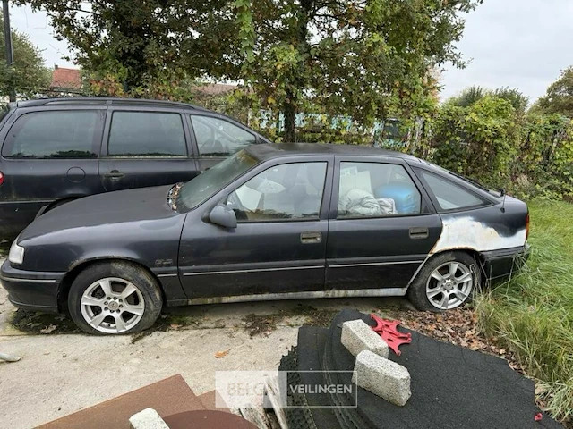 Opel vectra - afbeelding 2 van  9
