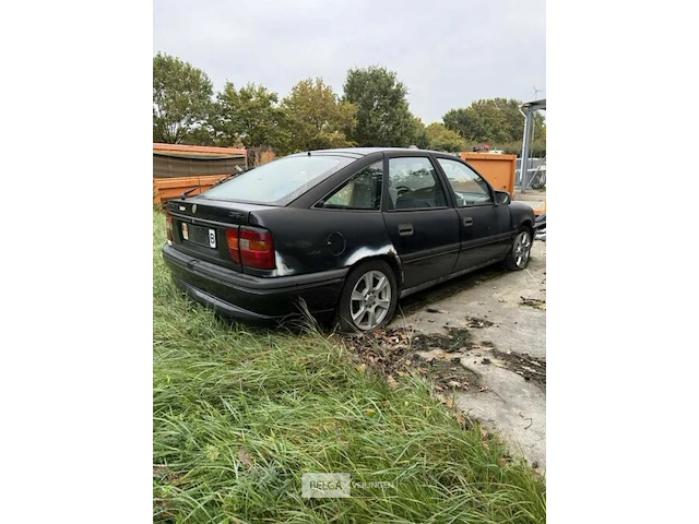 Opel vectra - afbeelding 4 van  9