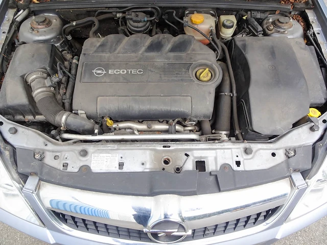 Opel vectra - afbeelding 2 van  13