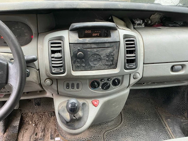 Opel vivaro 1.9 cdti van uit 2006 - afbeelding 14 van  43
