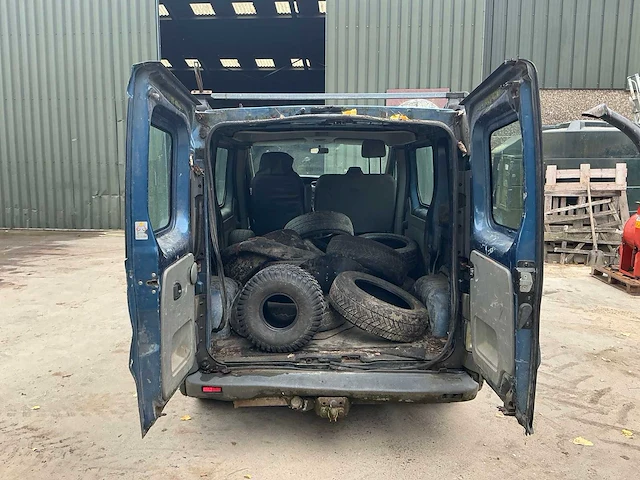 Opel vivaro 1.9 cdti van uit 2006 - afbeelding 20 van  43