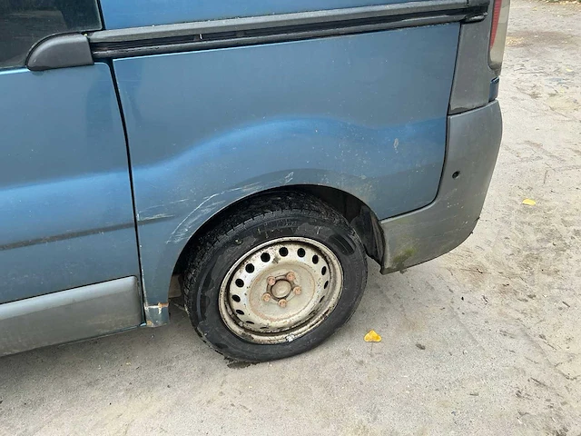 Opel vivaro 1.9 cdti van uit 2006 - afbeelding 31 van  43