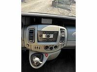 Opel vivaro 2.5 cdti airco - afbeelding 21 van  21