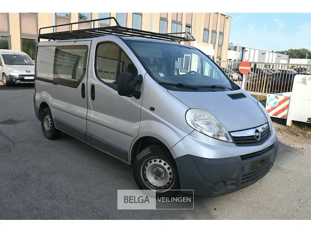 Opel vivaro lichte vrachtwagen - afbeelding 1 van  27