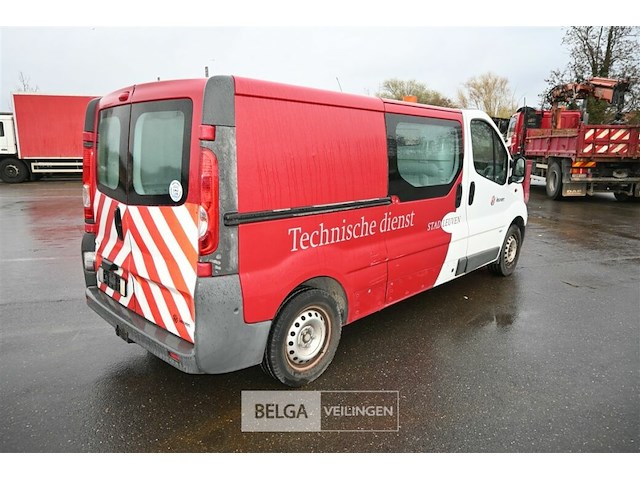 Opel vivaro lichte vrachtwagen - afbeelding 13 van  26