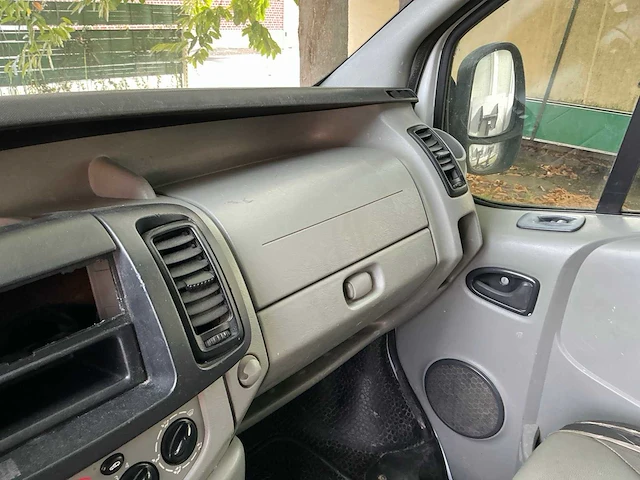 Opel vivaro - afbeelding 8 van  34