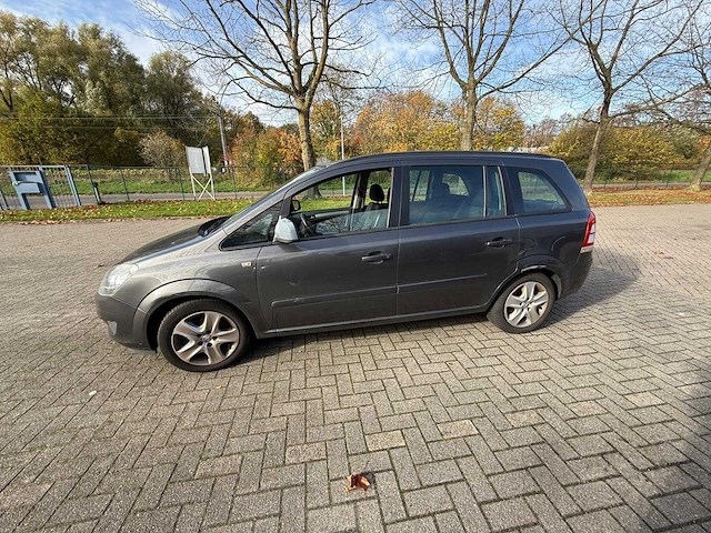 Opel zafira personenauto 2012 - afbeelding 9 van  16
