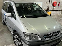 Opel zafira - afbeelding 3 van  8