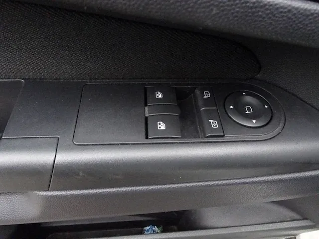 Opel zafira - afbeelding 2 van  20