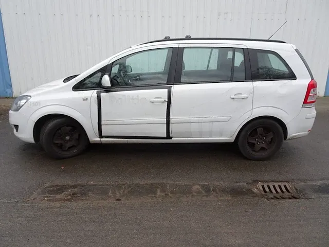 Opel zafira - afbeelding 1 van  20