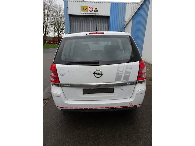 Opel zafira - afbeelding 14 van  20