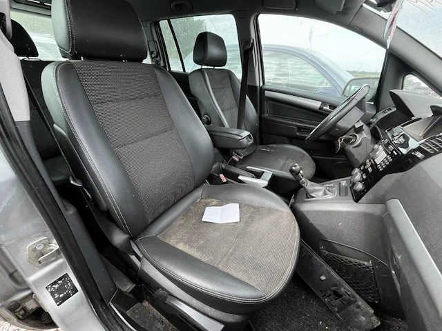 Opel zafira - afbeelding 4 van  13