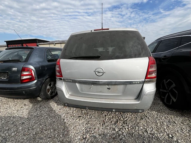 Opel zafira - afbeelding 9 van  13