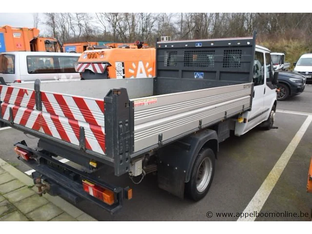 Open lichte vrachtwagen ford transit,diesel,2198cm³,92kw,1e inschr. 17/6/13, wf0nxxttnct23258, 39447km,co²-uitstoot 224g/km,euro5b, kenteken, gelijkvormigheidsattest,keuring beperkt geldig tot 04/12/24,1sleutel - afbeelding 13 van  19