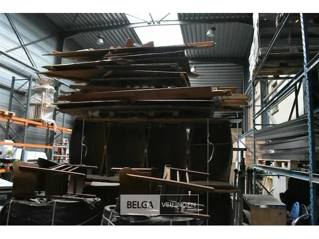 Open ski hut, party hut, thema wintervakantie, met bijpassende decoratie - afbeelding 6 van  9