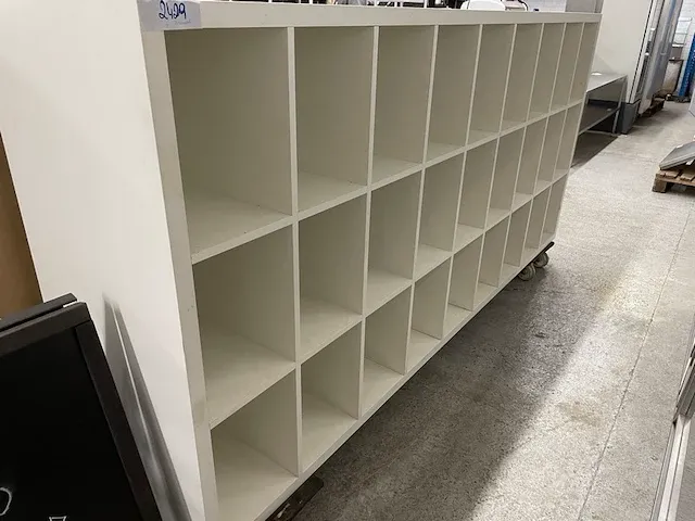 Open vakkenkast - afbeelding 1 van  3