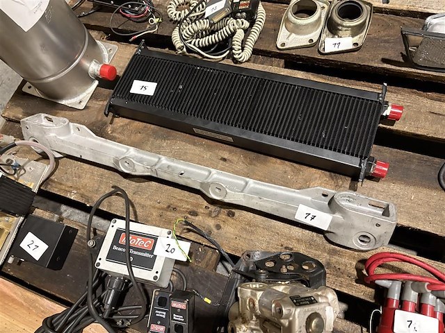 Ophaning 911 - afbeelding 1 van  3