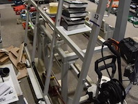 Opklapbare werktafel - afbeelding 1 van  2