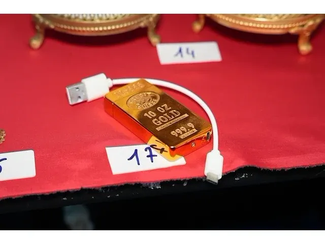 Oplaadbare aansteker met usb kabel - afbeelding 1 van  1