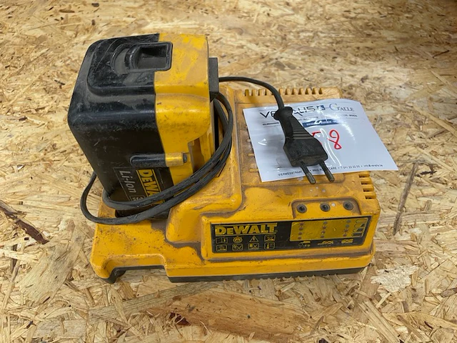 Oplaadstation, 1 batterij dewalt - afbeelding 1 van  3