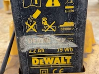 Oplaadstation, 1 batterij dewalt - afbeelding 2 van  3
