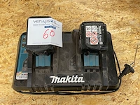 Oplaadstation makita en 2 batterijen - afbeelding 1 van  4