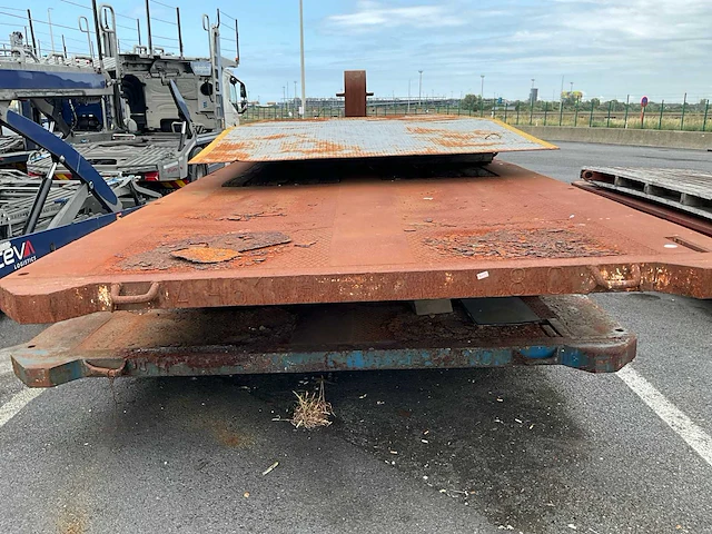 Opleggerchassis voor onderdelen - afbeelding 7 van  11
