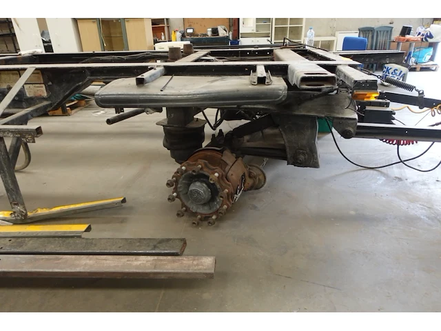 Opleggerchassis - afbeelding 6 van  9