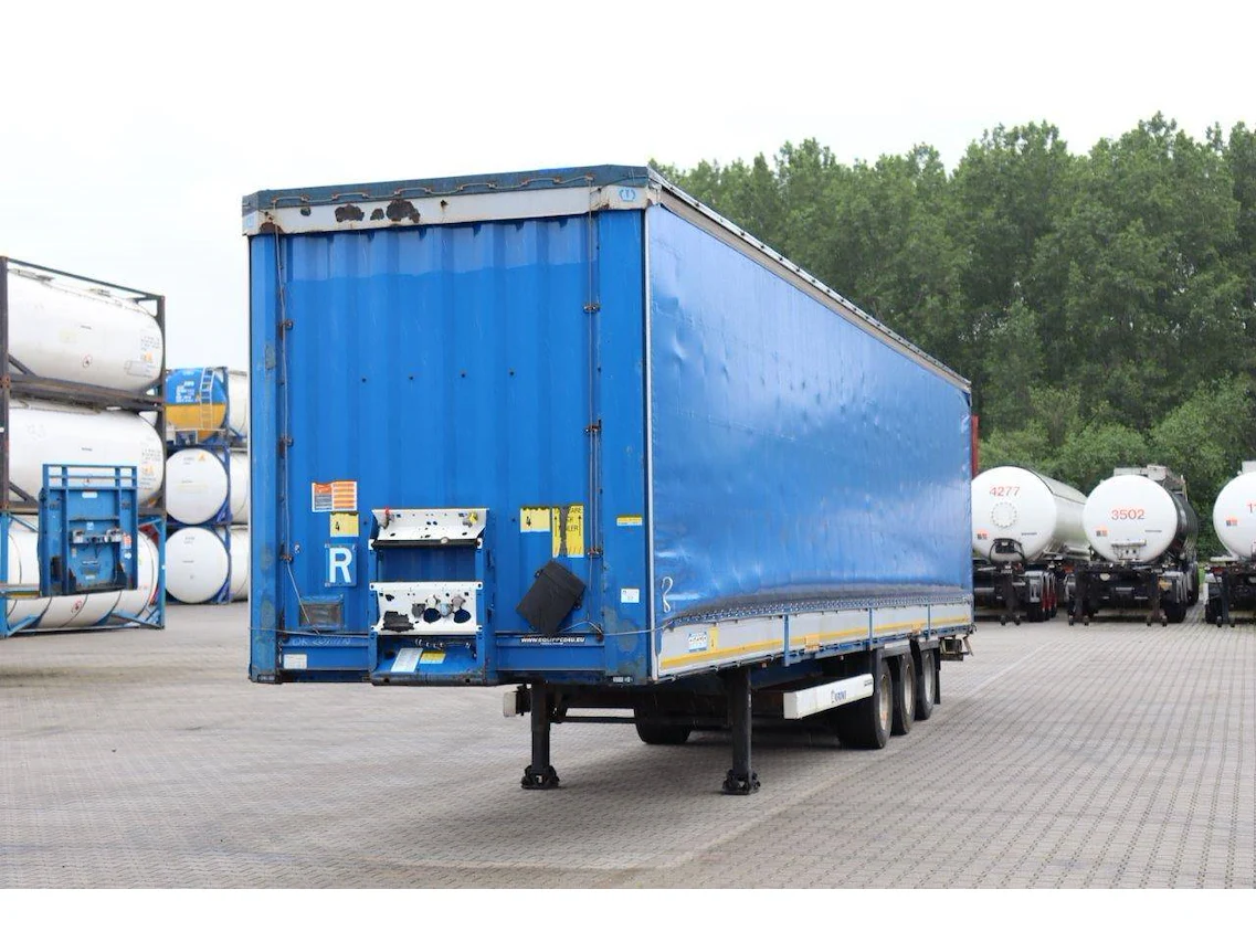 Opleggers - vrachtwagens - containerchassis - trailers - containers