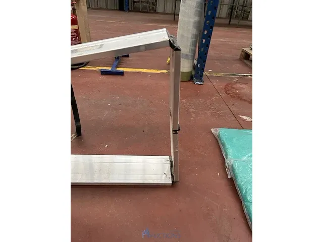 Opplooibare stootrand - afbeelding 3 van  3