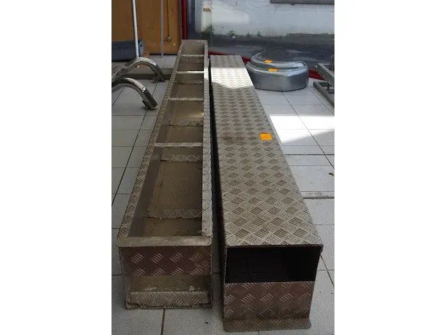 Oprijplaten show room - afbeelding 1 van  2