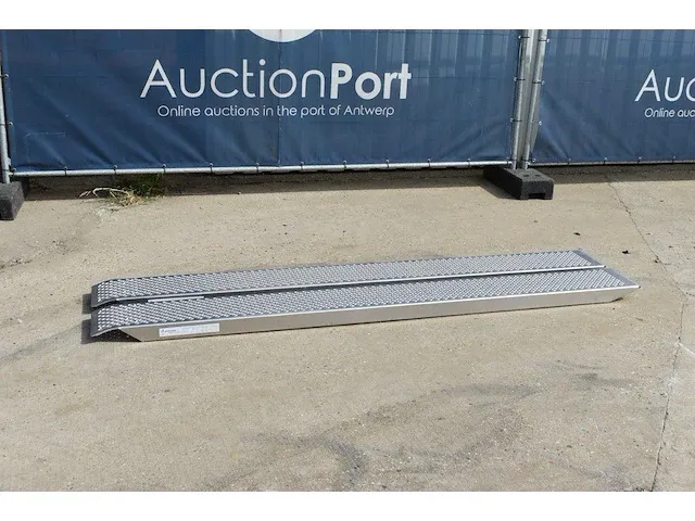Oprijrampen 1000kg 250cm nieuw - afbeelding 1 van  1
