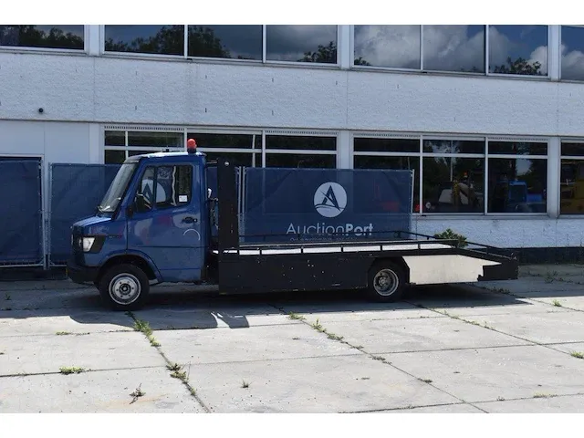 Oprijwagen mercedes-benz 409d diesel 1985 (marge) - afbeelding 1 van  1