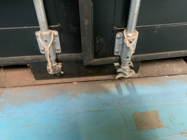 Opslagcontainer 8ft - afbeelding 8 van  8